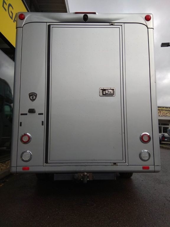 renault-master-loszallito-allatszallito-88-773-05.jpg