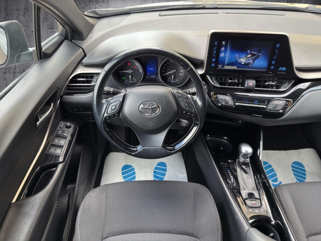 toyota-c-hr-hybrid-szemelyauto-md436344139-1062-07.jpg