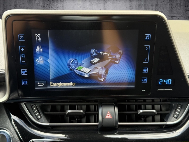 toyota-c-hr-hybrid-szemelyauto-md436344139-1062-11.jpg