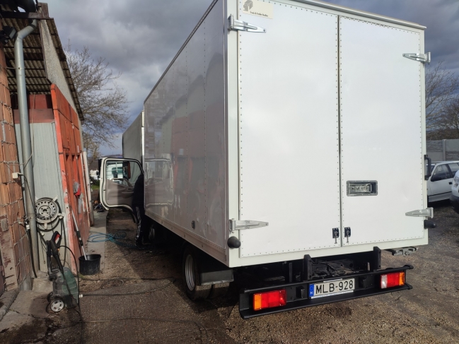 toyota-dyna-150-doboz-8674-763-03.jpg