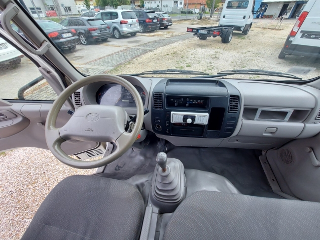 toyota-dyna-150-hutodoboz-7794-544-11.jpg