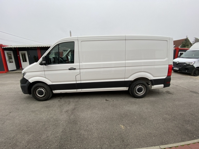 volkswagen-crafter-l3h2-furgon-1016-1060-02.jpg