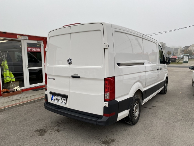 volkswagen-crafter-l3h2-furgon-1016-1060-05.jpg