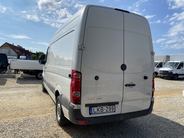 volkswagen-crafter-l4h3-hutos-furgon-5887-176-04.jpg