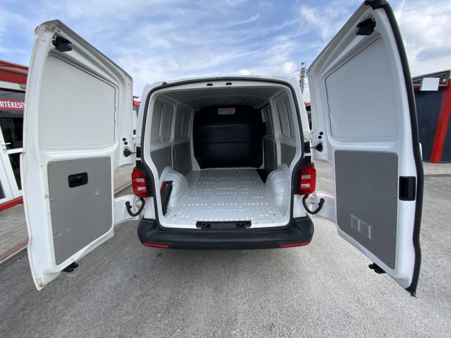 volkswagen-transporter-t6-furgon-z11214-1206-08.jpg
