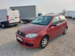 fiat-punto-szemelyauto-8620-652-01.jpg