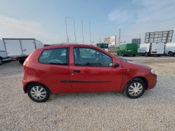 fiat-punto-szemelyauto-8620-652-05.jpg