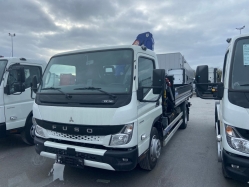 fuso-canter-7c18-billencs-126-875-05.jpg