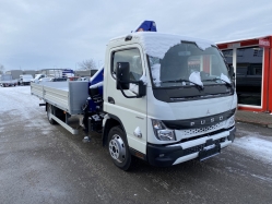 fuso-canter-7c18-plato-m83-1124-02.jpg