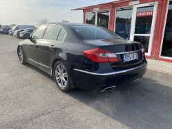 hyundai-genesis-szemelyauto-7114-224-03.jpg