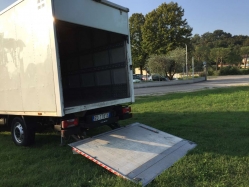 iveco-daily-2-3-35c13-doboz-1235-370-04.jpg