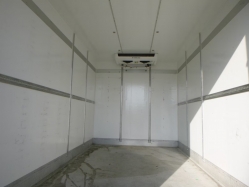 iveco-daily-35-140-dobozos-ivecodaily35-1163-04.jpg