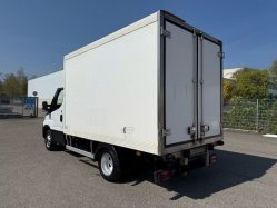 iveco-daily-35c14-dobozos-iveco35c14-1170-03.jpg