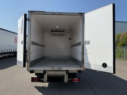 iveco-daily-35c14-dobozos-iveco35c14-1170-05.jpg