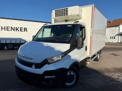 iveco-daily-35c14-dobozos-ivecodaily35c14-1169-01.jpg