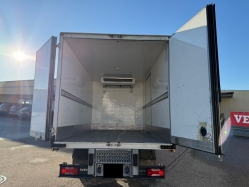 iveco-daily-35c14-dobozos-ivecodaily35c14-1169-05.jpg