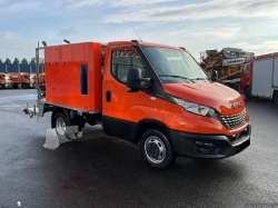 iveco-daily-35c16-toalett-szervikocsi-ivecodaily35c14-3-1204-01.jpg