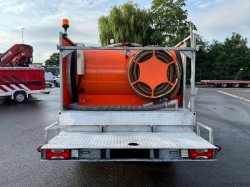 iveco-daily-35c16-toalett-szervikocsi-ivecodaily35c14-3-1204-06.jpg