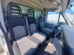 iveco-daily-35c17-hutodoboz-7463-680-10.jpg