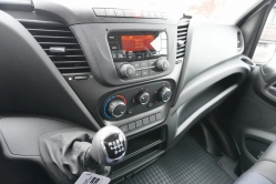 iveco-daily-35c18-doboz-54-720-05.jpg