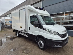 iveco-daily-35c18-dobozos-ivecodaily35c-1164-02.jpg