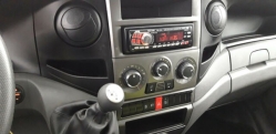 iveco-daily-35s14-doboz-ir008-368-06.jpg