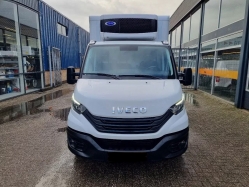 iveco-daily-35s16-dobozos-ivecodaily35s-1161-01.jpg