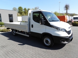 iveco-daily-35s16-plato-ivecodaily35s16-1-1214-02.jpg