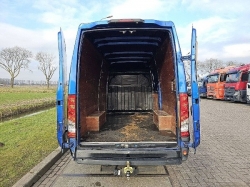 iveco-daily-35s18-furgon-ivecodaily35s18-2-1201-03.jpg