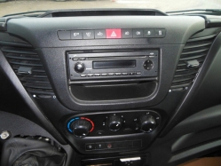iveco-daily-60c15-dobozos-ivecodaily60-1142-15.jpg