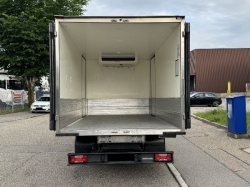 iveco-daily-72-180-dobozos-ivecodaily72-1166-04.jpg