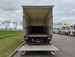 iveco-eurocargo-160e28-dobozos-md8104-1015-10.jpg