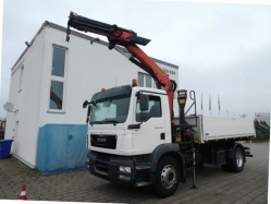 man-tgm-18-290-billencs-127-935-02.jpg