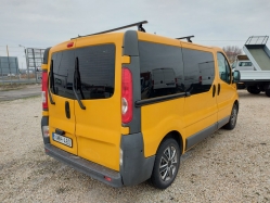 opel-vivaro-kisbusz-8468-627-06.jpg