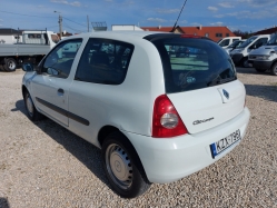 renault-clio-van-6782-352-03.jpg