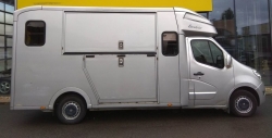 renault-master-loszallito-allatszallito-88-773-03.jpg