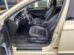 volkswagen-passat-viii-variant-2-0-tdi-bmt-comfortline-5-szemelyes-3746-1061-06.jpg